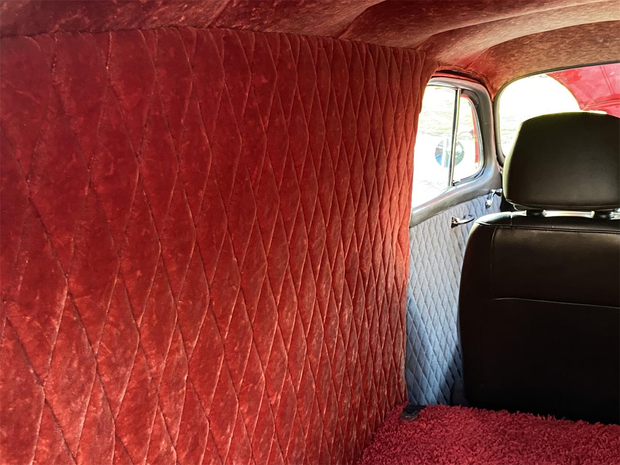 Chevrolet-Sedan-delivery-1939-Red-Red-gray-black-22