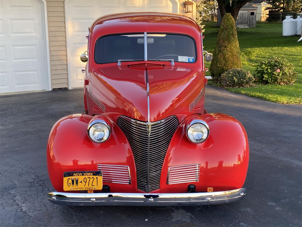 Chevrolet-Sedan-delivery-1939-Red-Red-gray-black-8
