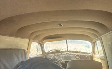 Chevrolet-Sedan-delivery-1947-Red-13