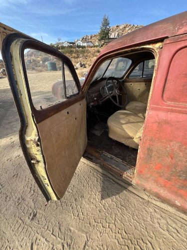 Chevrolet-Sedan-delivery-1947-Red-14