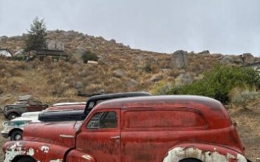 Chevrolet-Sedan-delivery-1947-Red-20