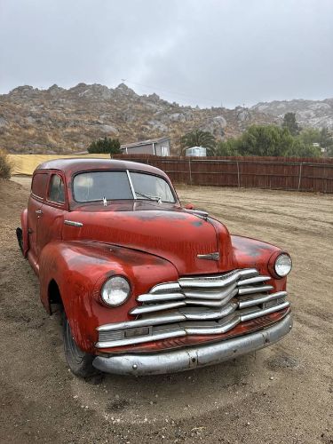 Chevrolet-Sedan-delivery-1947-Red-23
