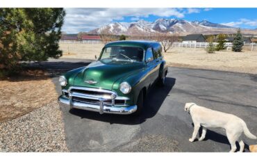 Chevrolet-Sedan-delivery-1950-Green-Tan-2