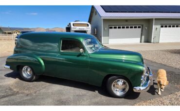 Chevrolet-Sedan-delivery-1950-Green-Tan