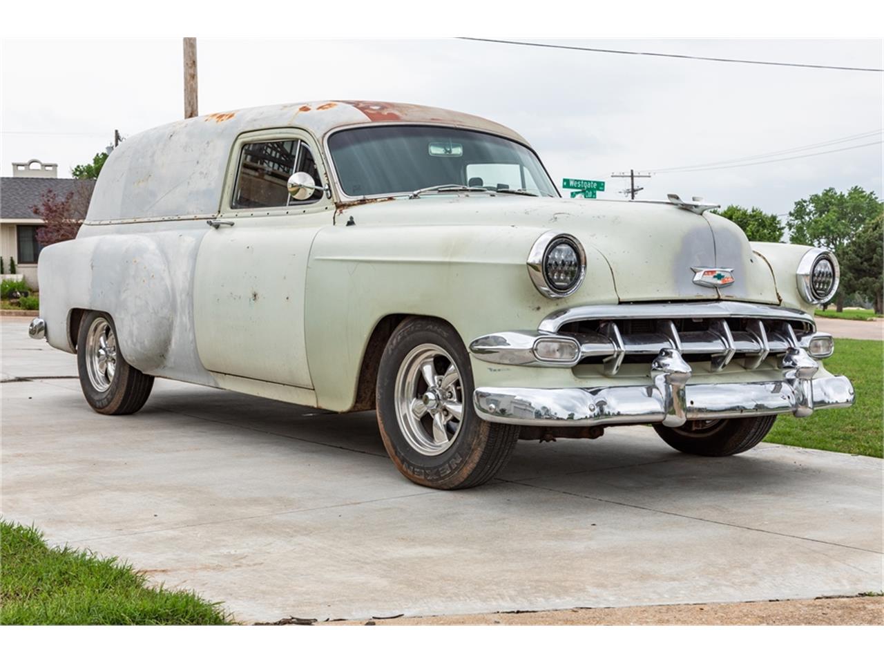 Chevrolet-Sedan-delivery-1954-Primered-patina-Black-10