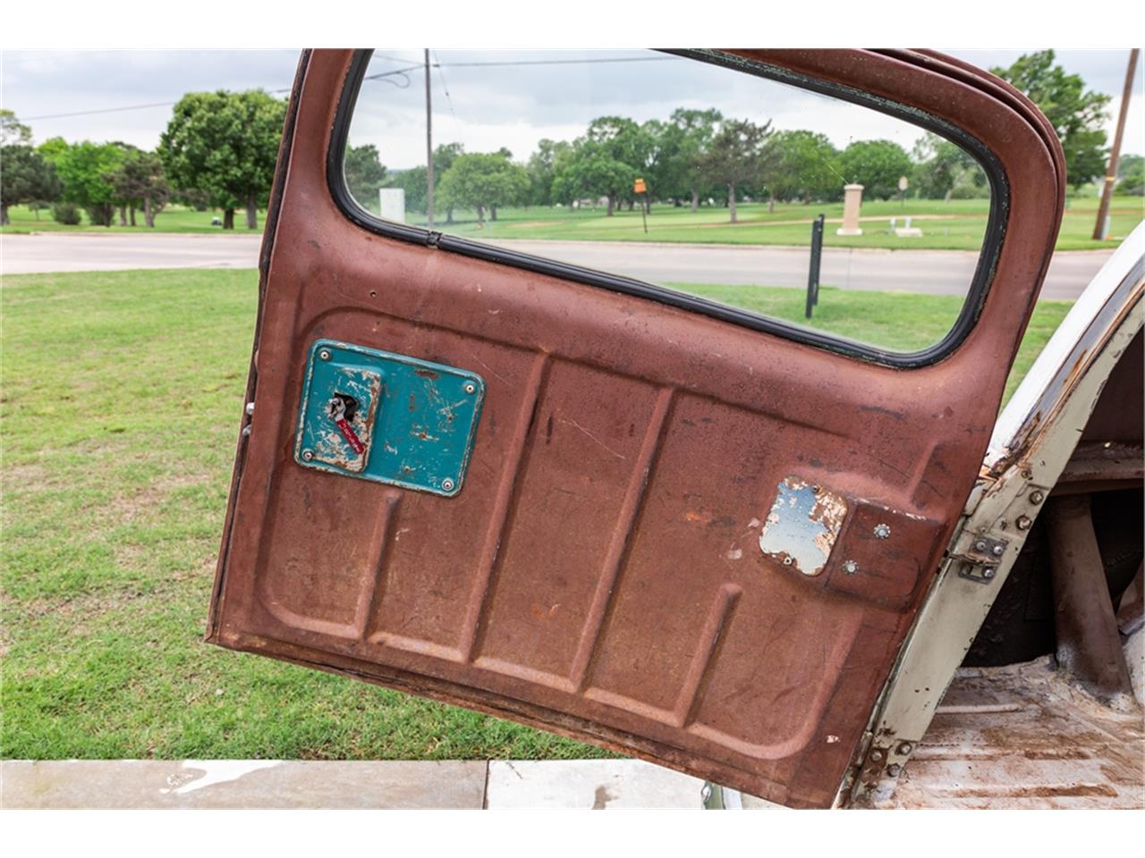Chevrolet-Sedan-delivery-1954-Primered-patina-Black-31