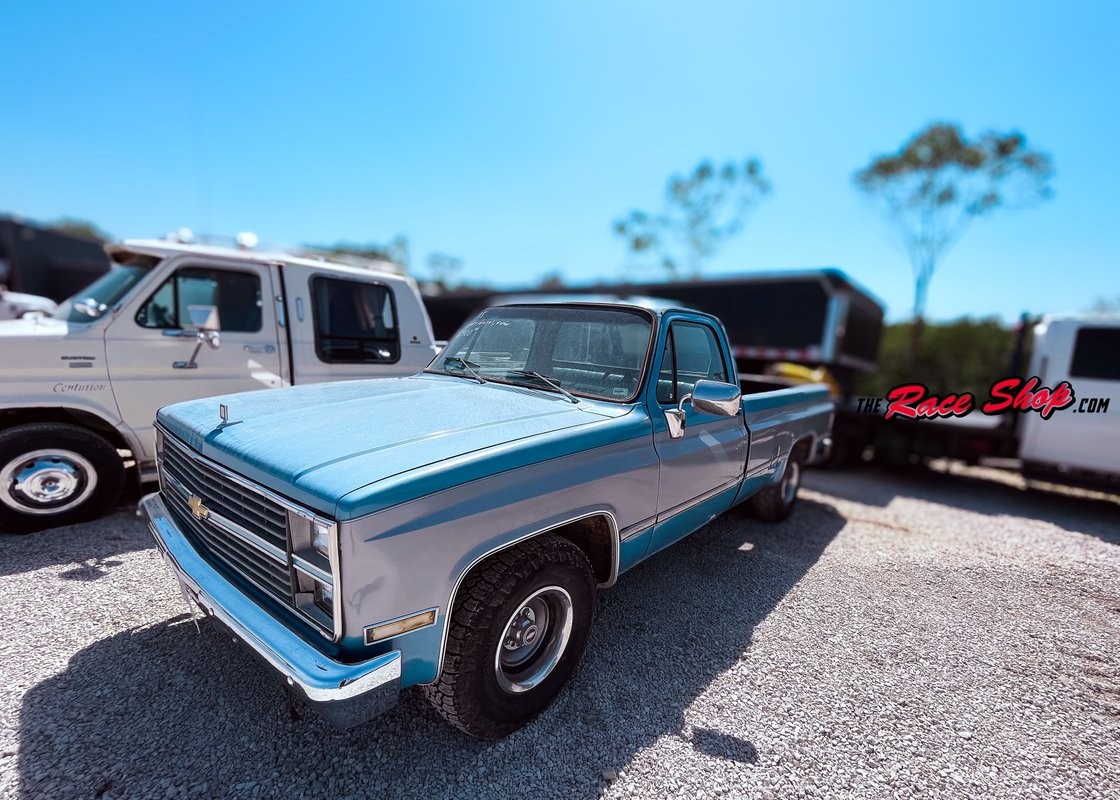 Chevrolet-Silverado-1500-1983-2
