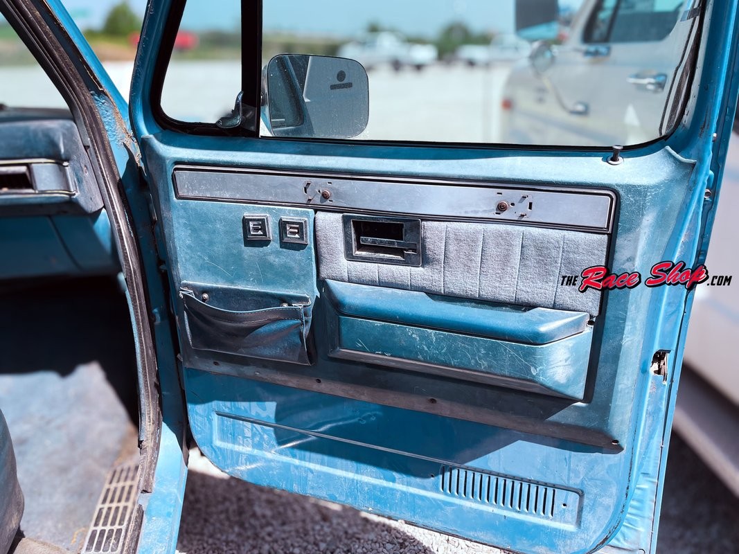 Chevrolet-Silverado-1500-1983-9
