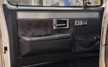 Chevrolet-Silverado-1500-1986-15