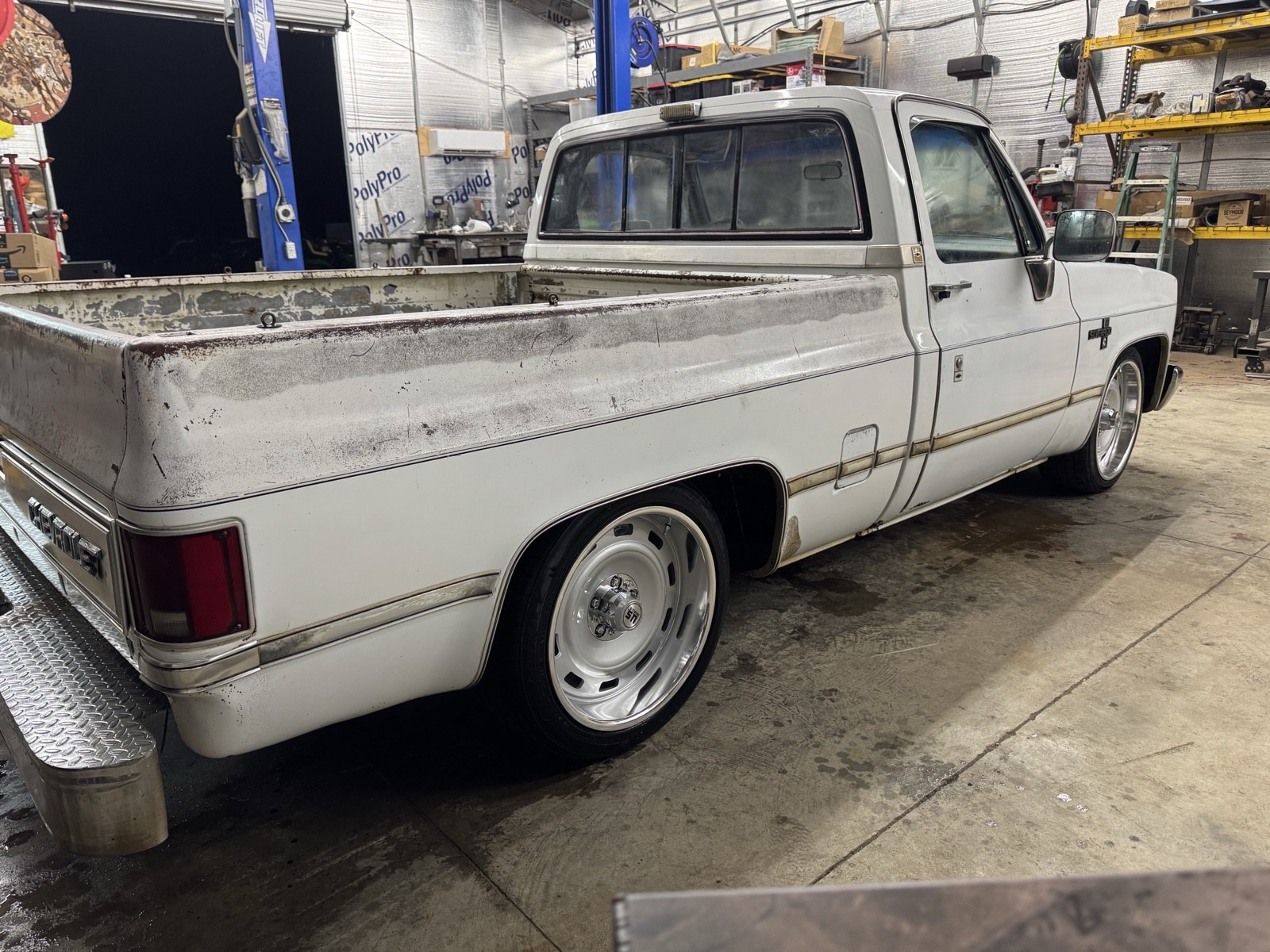 Chevrolet-Silverado-1500-1986-6