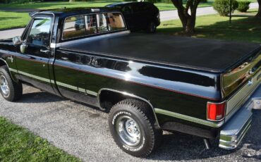 Chevrolet-Silverado-1500-1987-Standard-Cab-Pickup-1