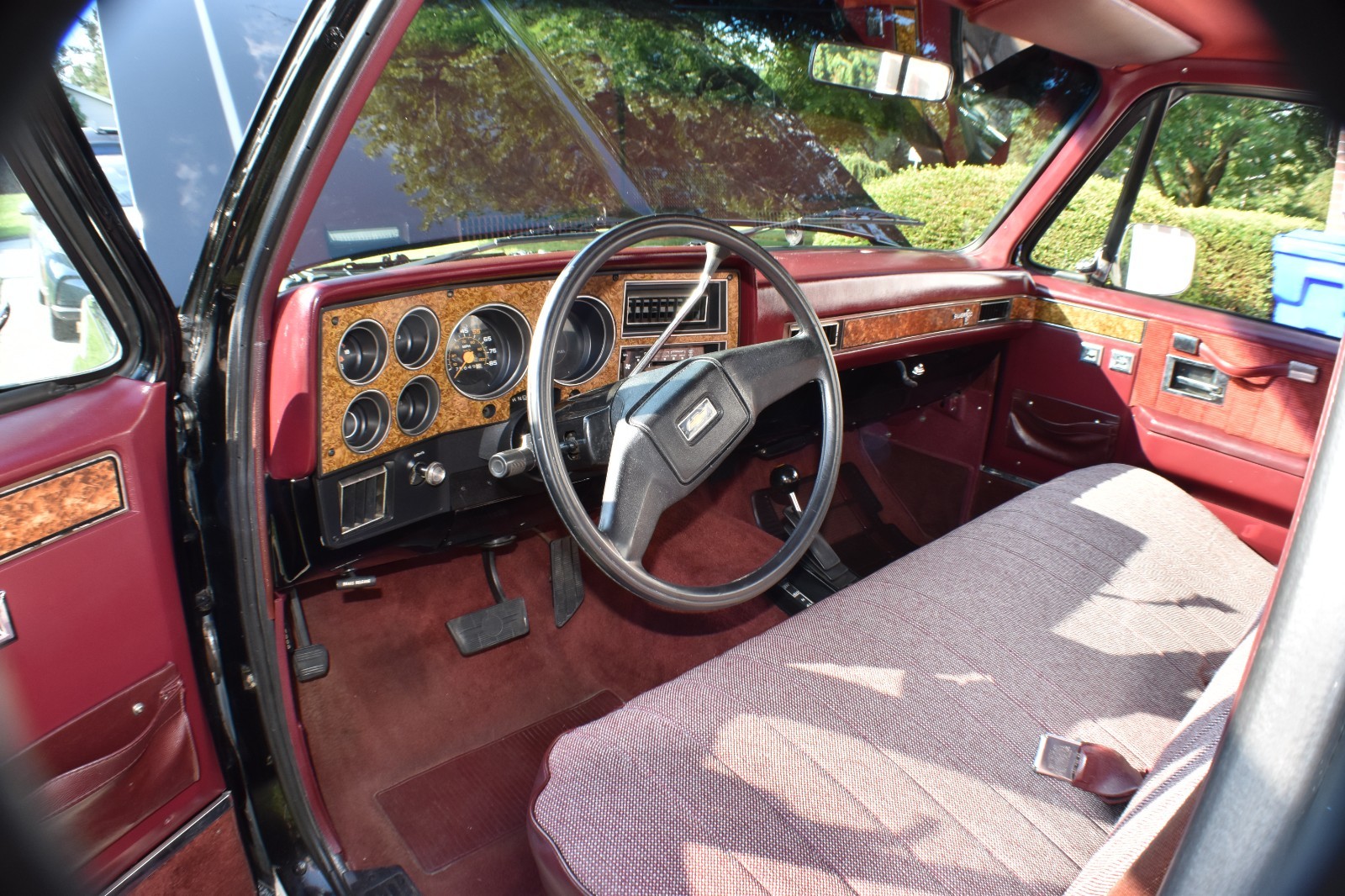 Chevrolet-Silverado-1500-1987-Standard-Cab-Pickup-20