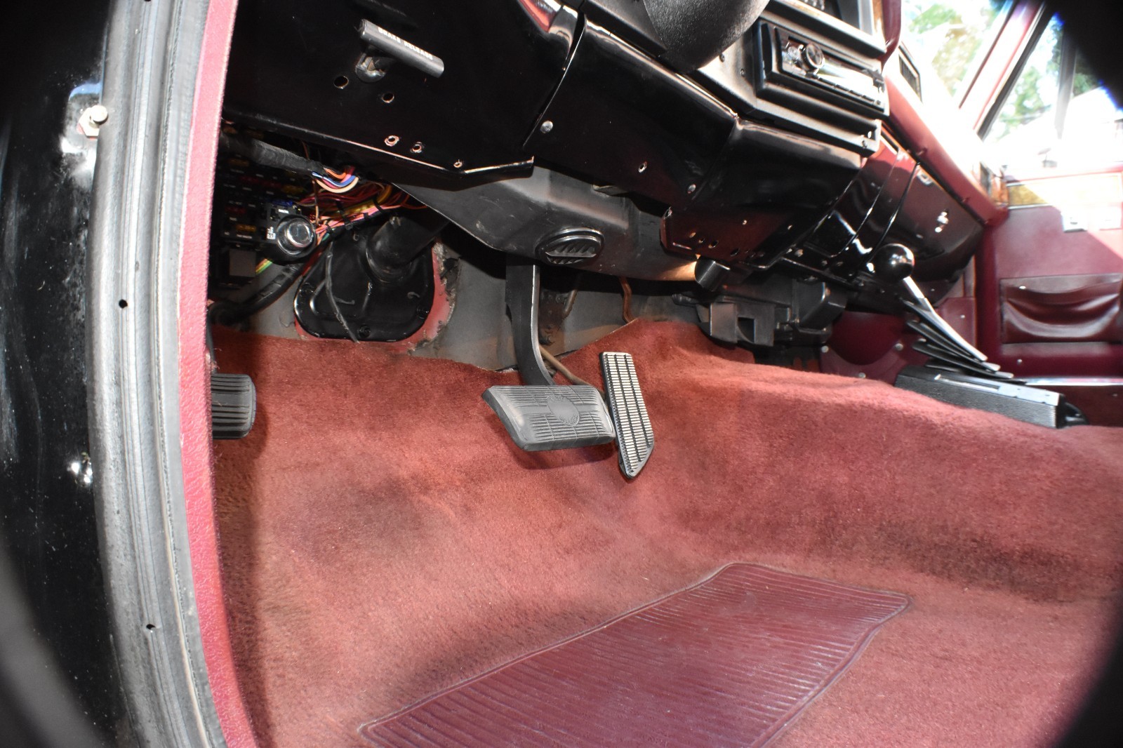Chevrolet-Silverado-1500-1987-Standard-Cab-Pickup-23