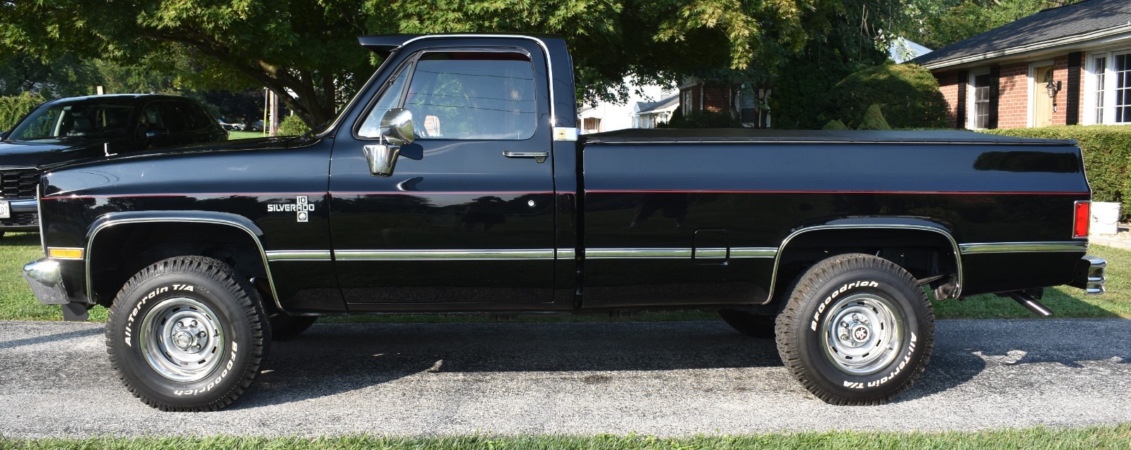 Chevrolet-Silverado-1500-1987-Standard-Cab-Pickup-3