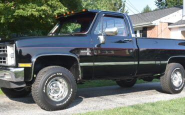 Chevrolet-Silverado-1500-1987-Standard-Cab-Pickup-4