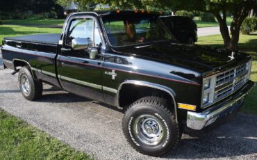 Chevrolet-Silverado-1500-1987-Standard-Cab-Pickup-7