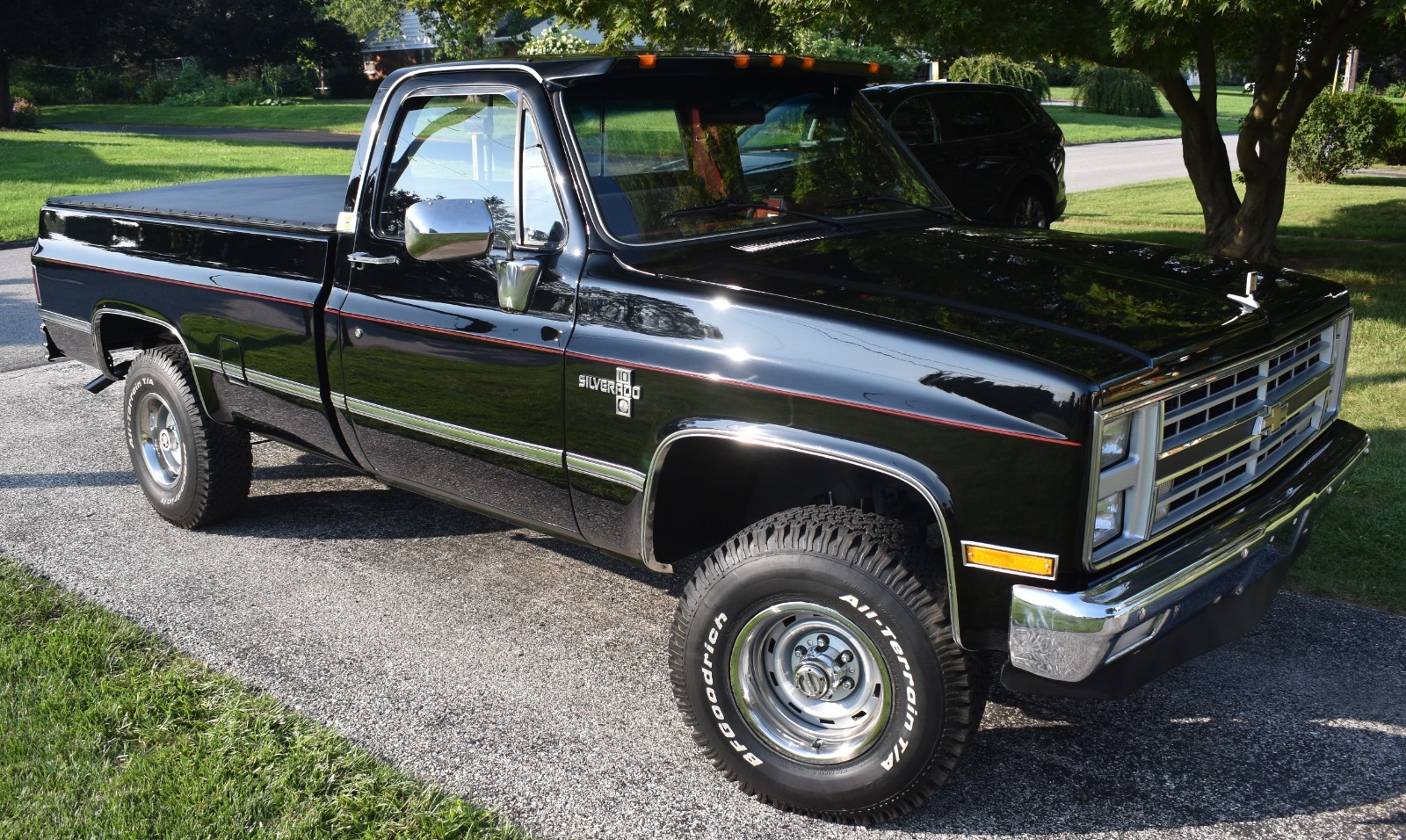 Chevrolet-Silverado-1500-1987-Standard-Cab-Pickup-7