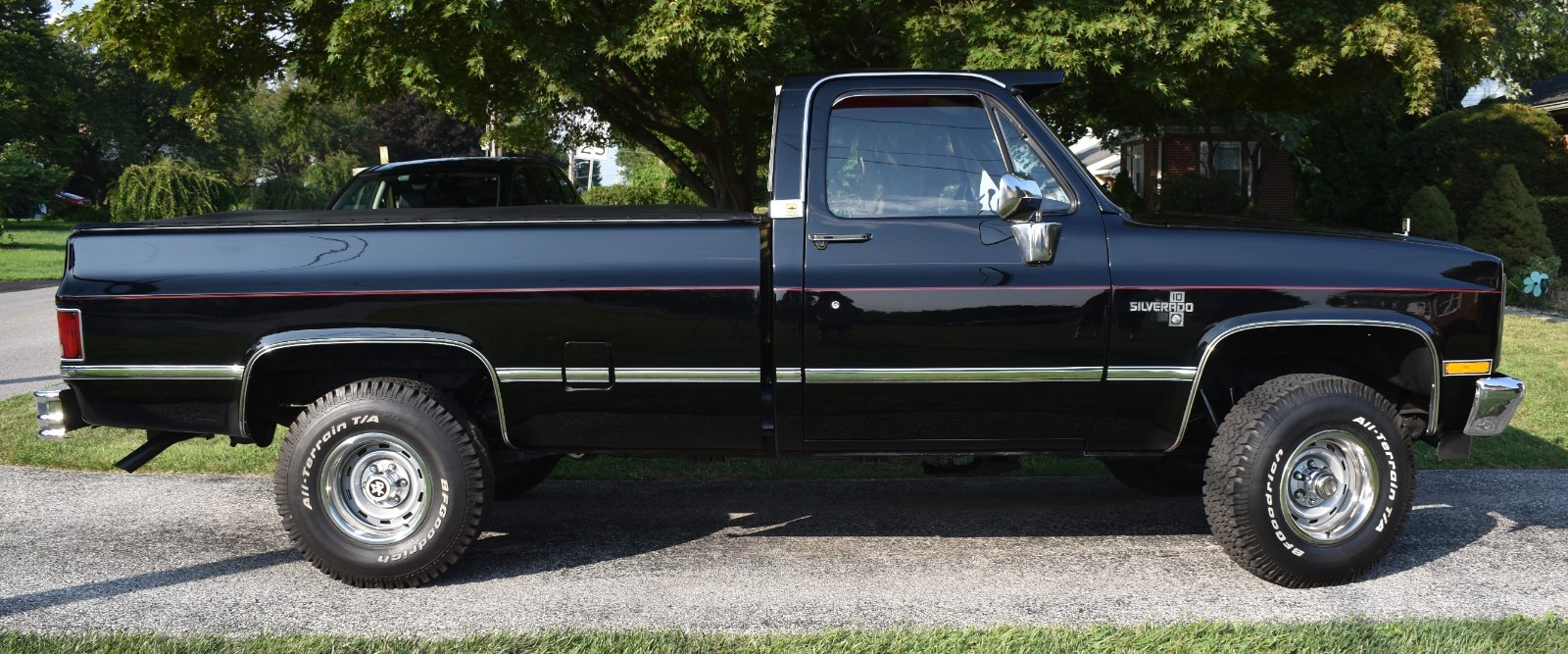 Chevrolet-Silverado-1500-1987-Standard-Cab-Pickup-9