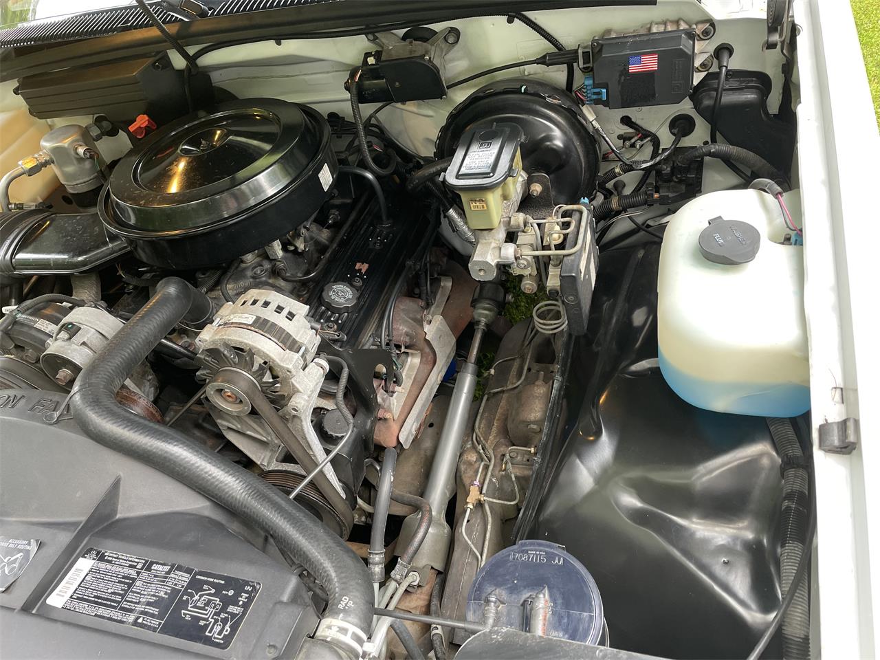 Chevrolet-Silverado-1500-1991-Arctic-Whitr-RedMaroon-18