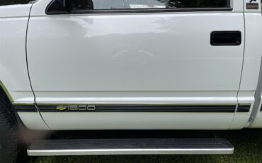 Chevrolet-Silverado-1500-1991-Arctic-Whitr-RedMaroon-6