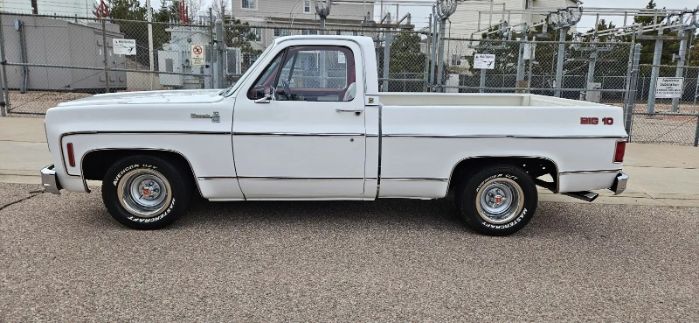 Chevrolet-Silverado-1978-White-1
