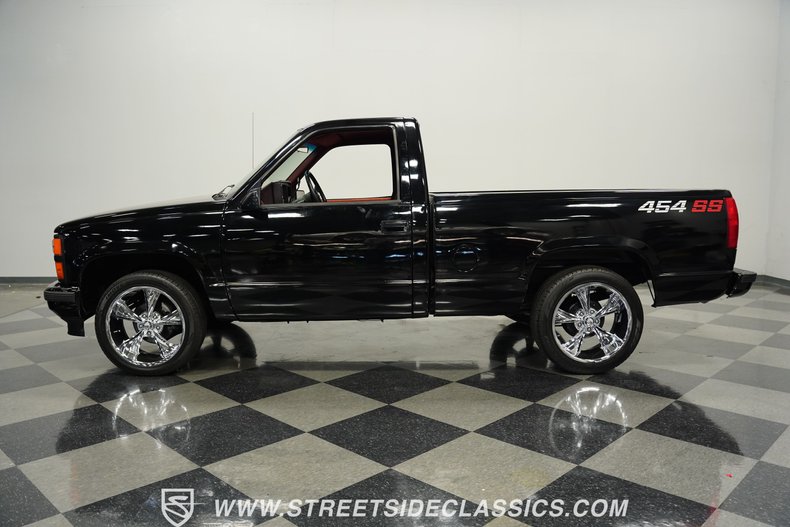 Chevrolet-Silverado-1990-Onyx-Black-Dark-Red-11