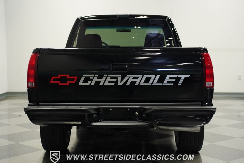 Chevrolet-Silverado-1990-Onyx-Black-Dark-Red-12