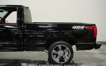 Chevrolet-Silverado-1990-Onyx-Black-Dark-Red-24