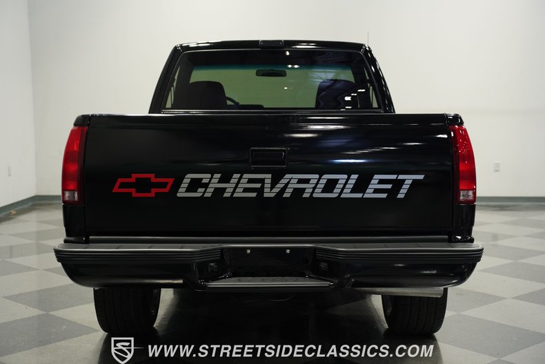 Chevrolet-Silverado-1990-Onyx-Black-Dark-Red-25