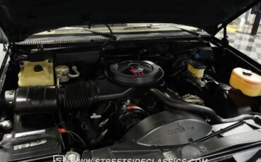 Chevrolet-Silverado-1990-Onyx-Black-Dark-Red-32