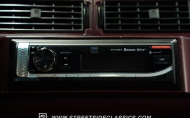 Chevrolet-Silverado-1990-Onyx-Black-Dark-Red-36