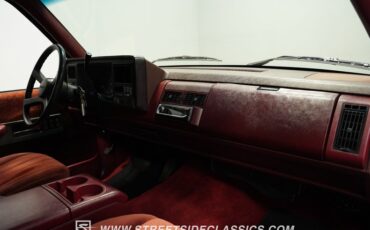 Chevrolet-Silverado-1990-Onyx-Black-Dark-Red-39