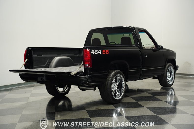 Chevrolet-Silverado-1990-Onyx-Black-Dark-Red-44