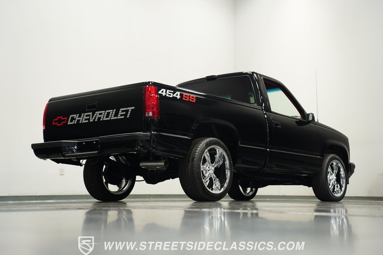 Chevrolet-Silverado-1990-Onyx-Black-Dark-Red-46