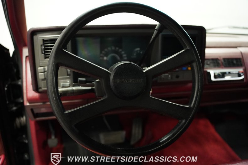 Chevrolet-Silverado-1990-Onyx-Black-Dark-Red-7