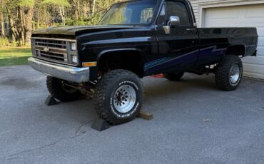 Chevrolet-Silverado-2500-1985-1