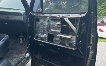 Chevrolet-Silverado-2500-1985-17