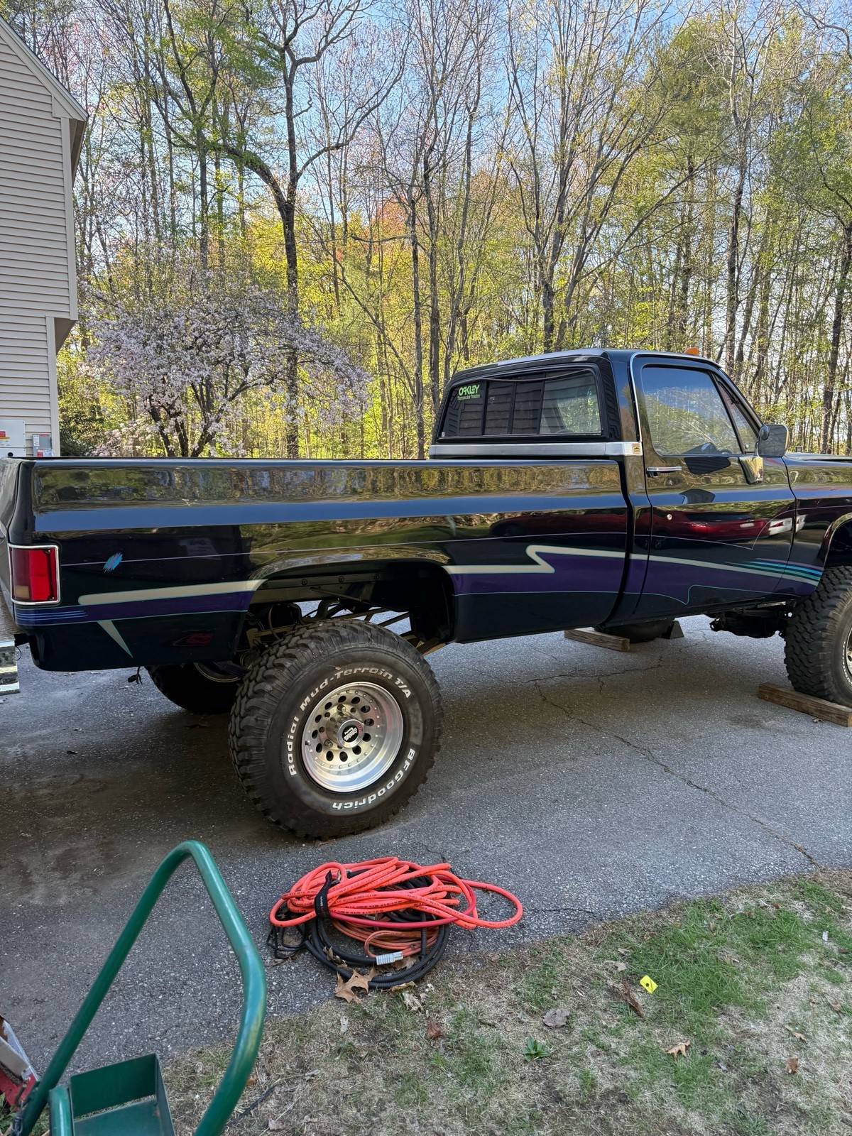 Chevrolet-Silverado-2500-1985-2