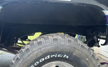 Chevrolet-Silverado-2500-1985-9