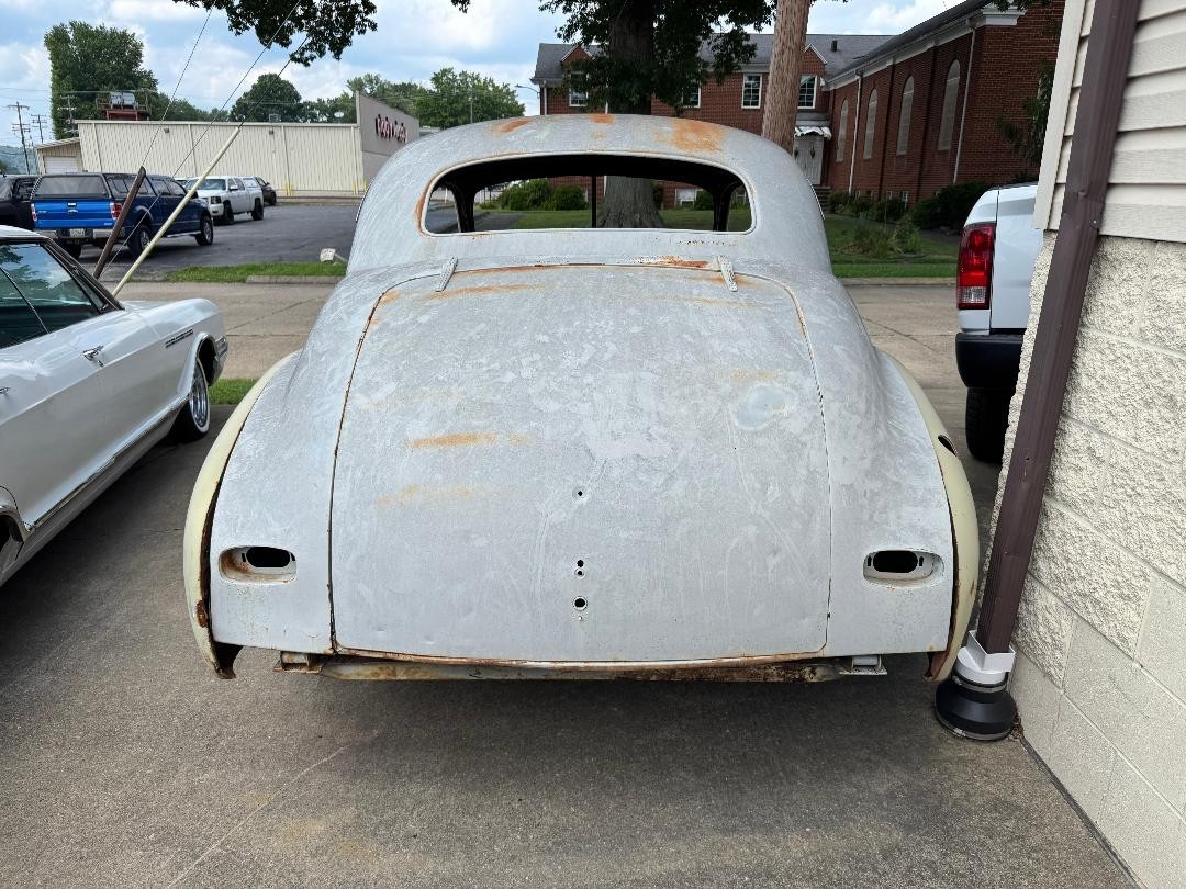 Chevrolet-Special-Deluxe-1941-Coupe-2