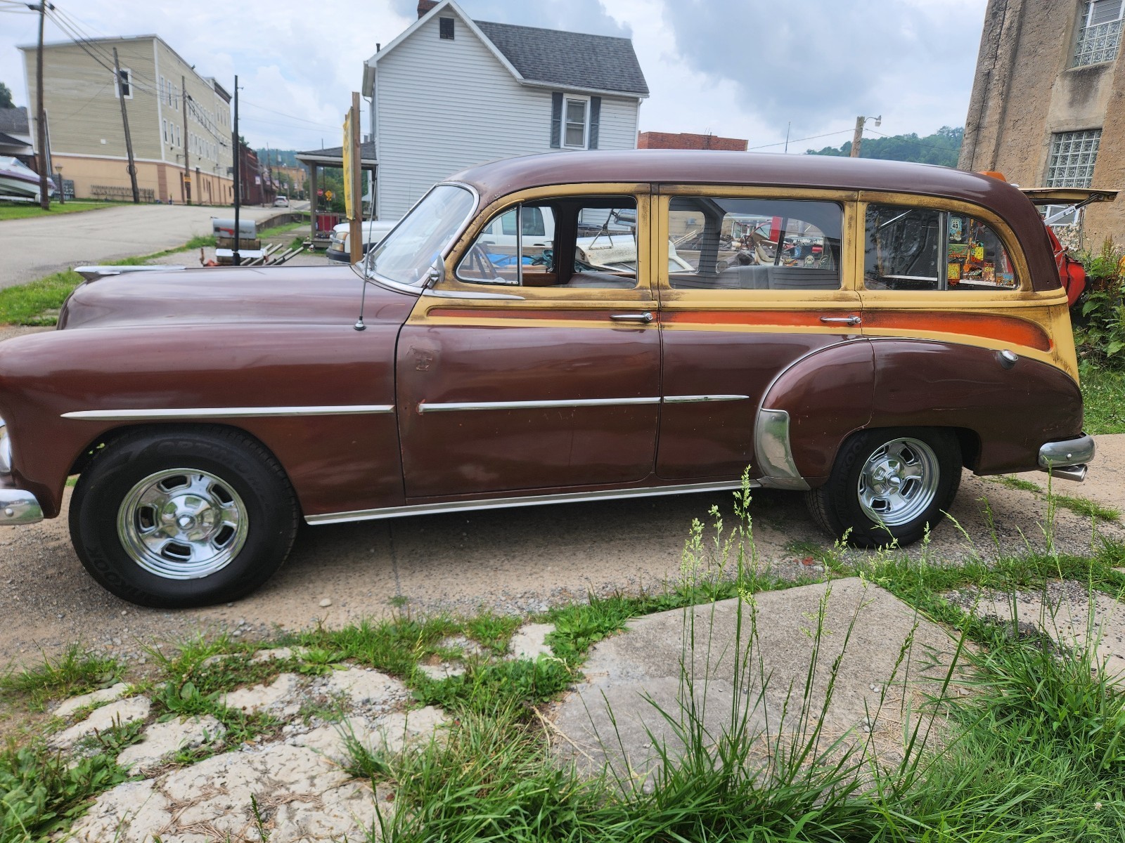 Chevrolet-Special-Deluxe-1952-Wagon-2