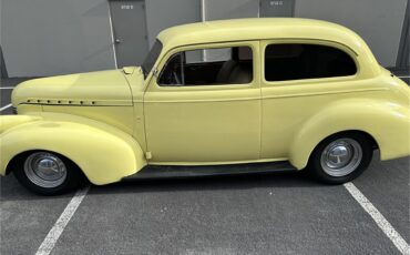 Chevrolet-Special-deluxe-1940-Yellow-Tan-10