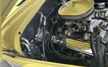 Chevrolet-Special-deluxe-1940-Yellow-Tan-14