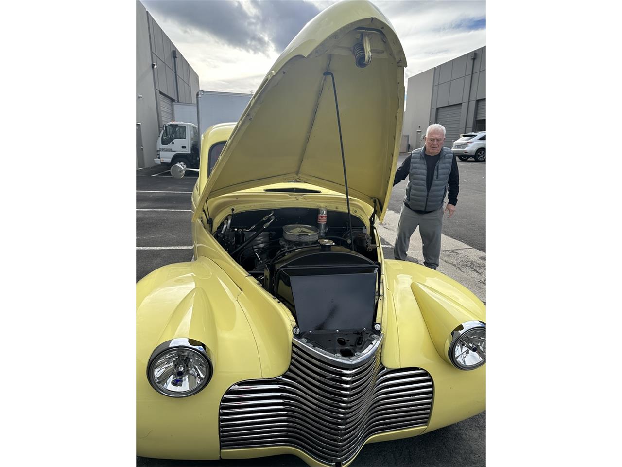 Chevrolet-Special-deluxe-1940-Yellow-Tan-15