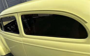 Chevrolet-Special-deluxe-1940-Yellow-Tan-28