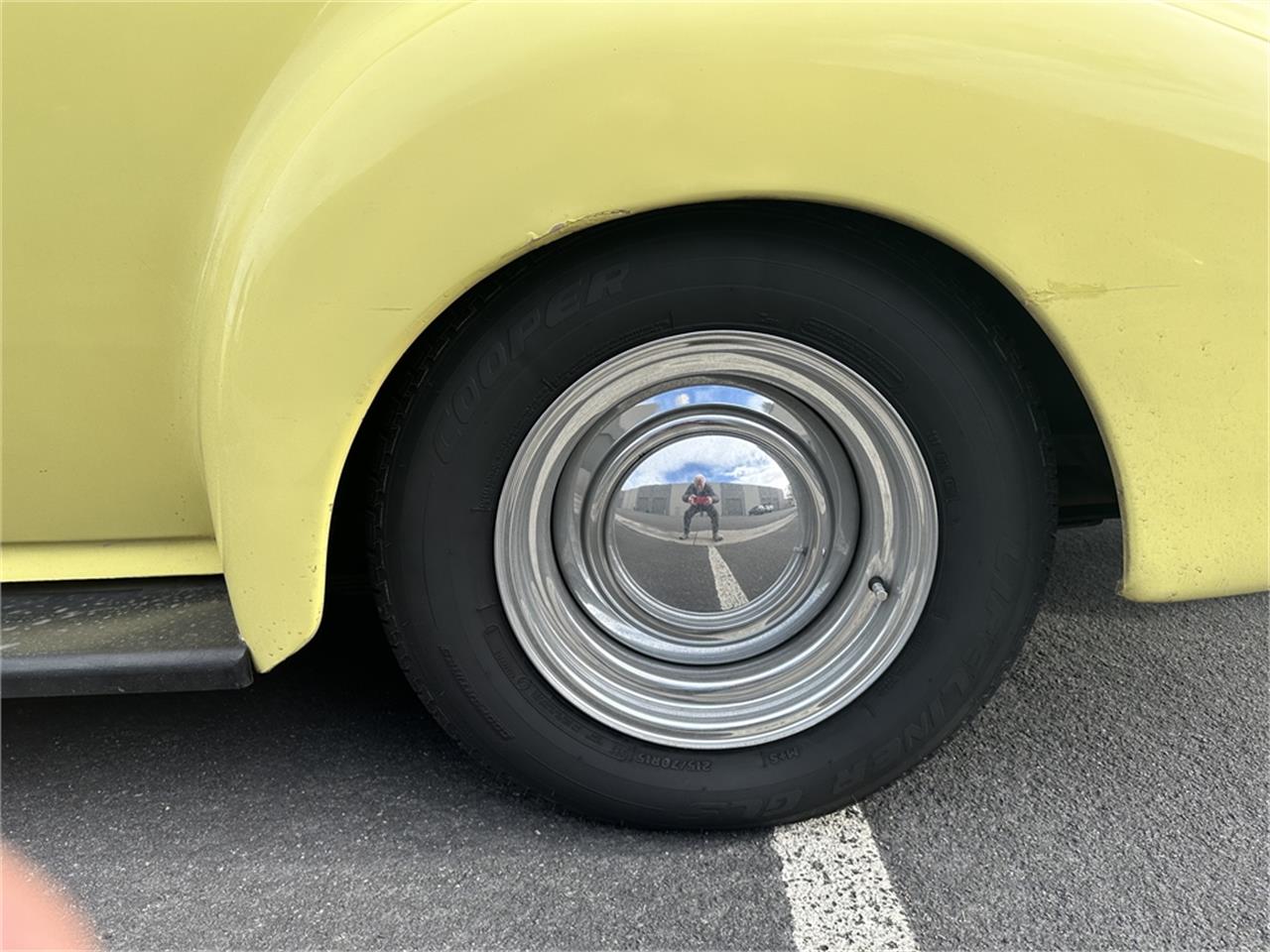 Chevrolet-Special-deluxe-1940-Yellow-Tan-35