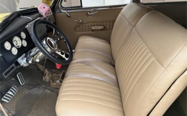 Chevrolet-Special-deluxe-1940-Yellow-Tan-37