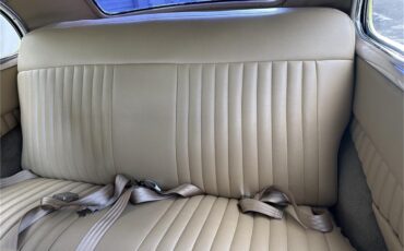 Chevrolet-Special-deluxe-1940-Yellow-Tan-45