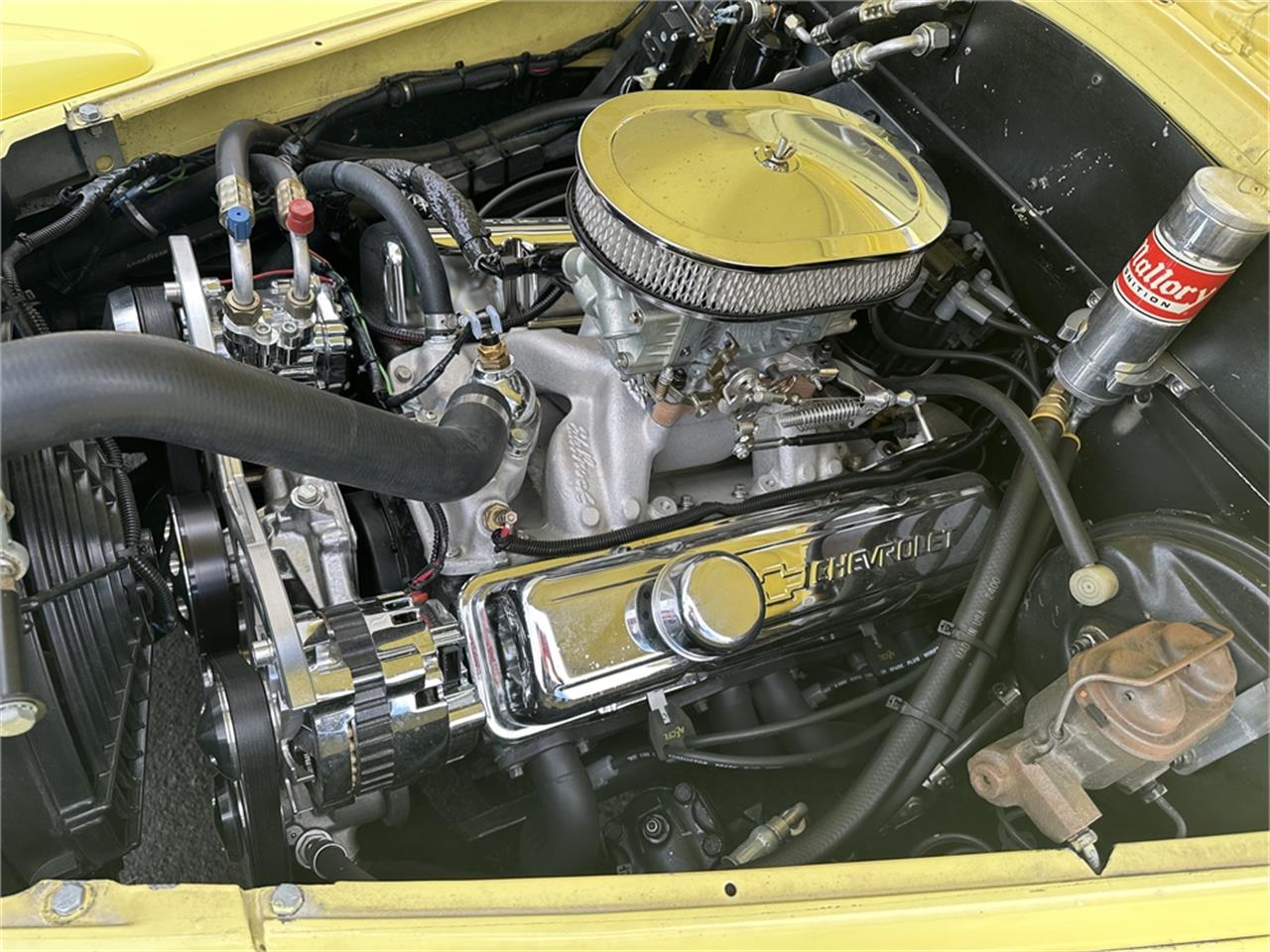 Chevrolet-Special-deluxe-1940-Yellow-Tan-52