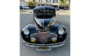 Chevrolet-Special-deluxe-1941-Black-Tan-1
